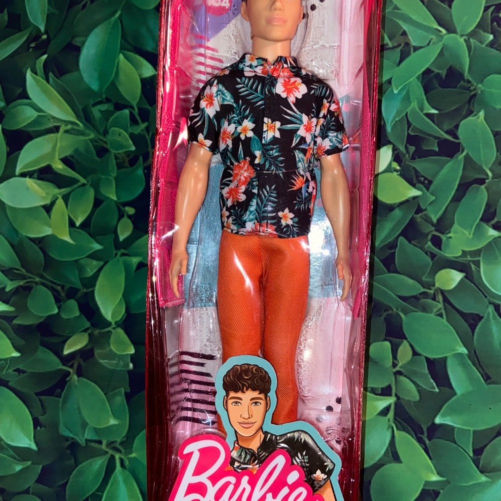 Barbie bundle - Picture 3 of 9